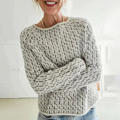 Ophelia - Charm in simplicity: grey crew neck jumper