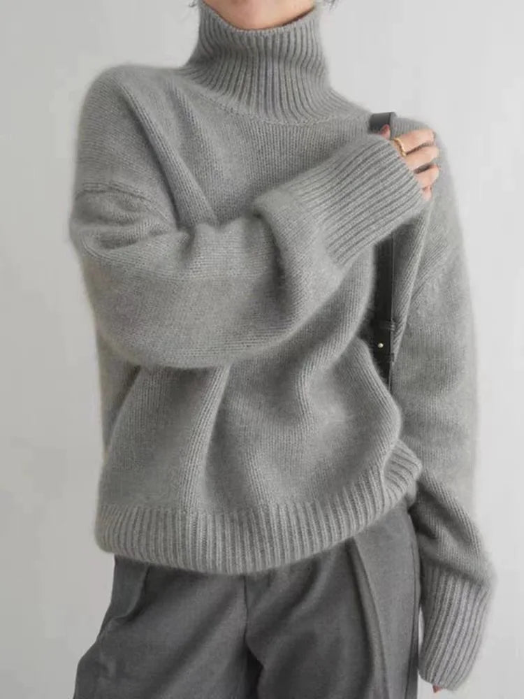 Nelleke - Sweater with a Comfortable Stand-up Collar